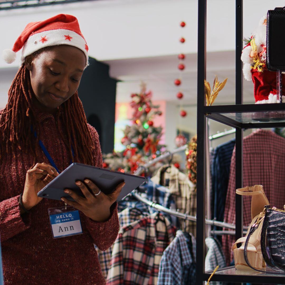 What is holiday fraud? Discover how to prevent it, and retail loss, through effective employee coaching and training this holiday season. Protect retail holiday profits in this blog article.